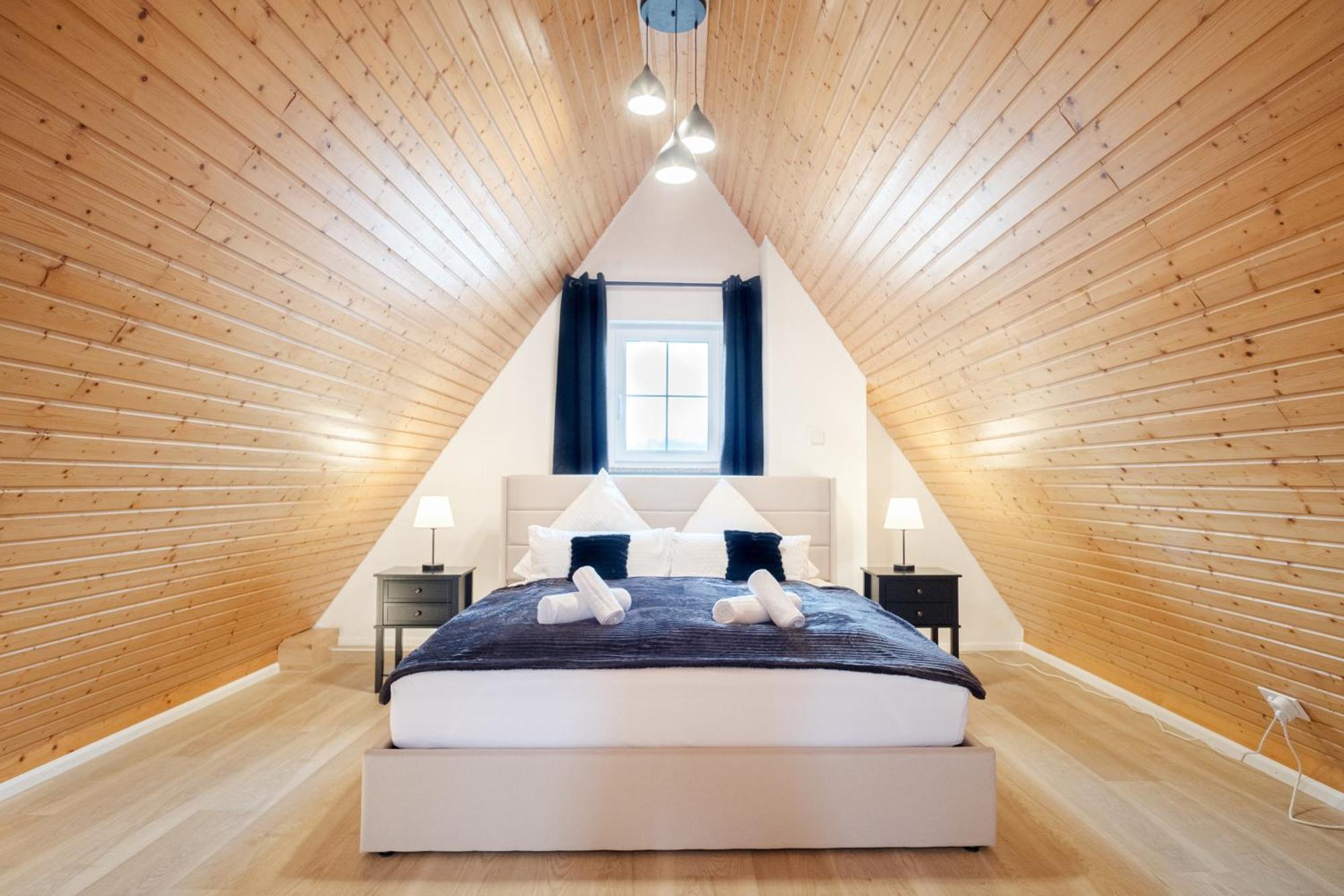 Neu Deluxe Suite Muensterblick, Maisonette, Kingsize Bett, Kueche, Netflix, Aussicht, E-Kamin Bad Säckingen Esterno foto